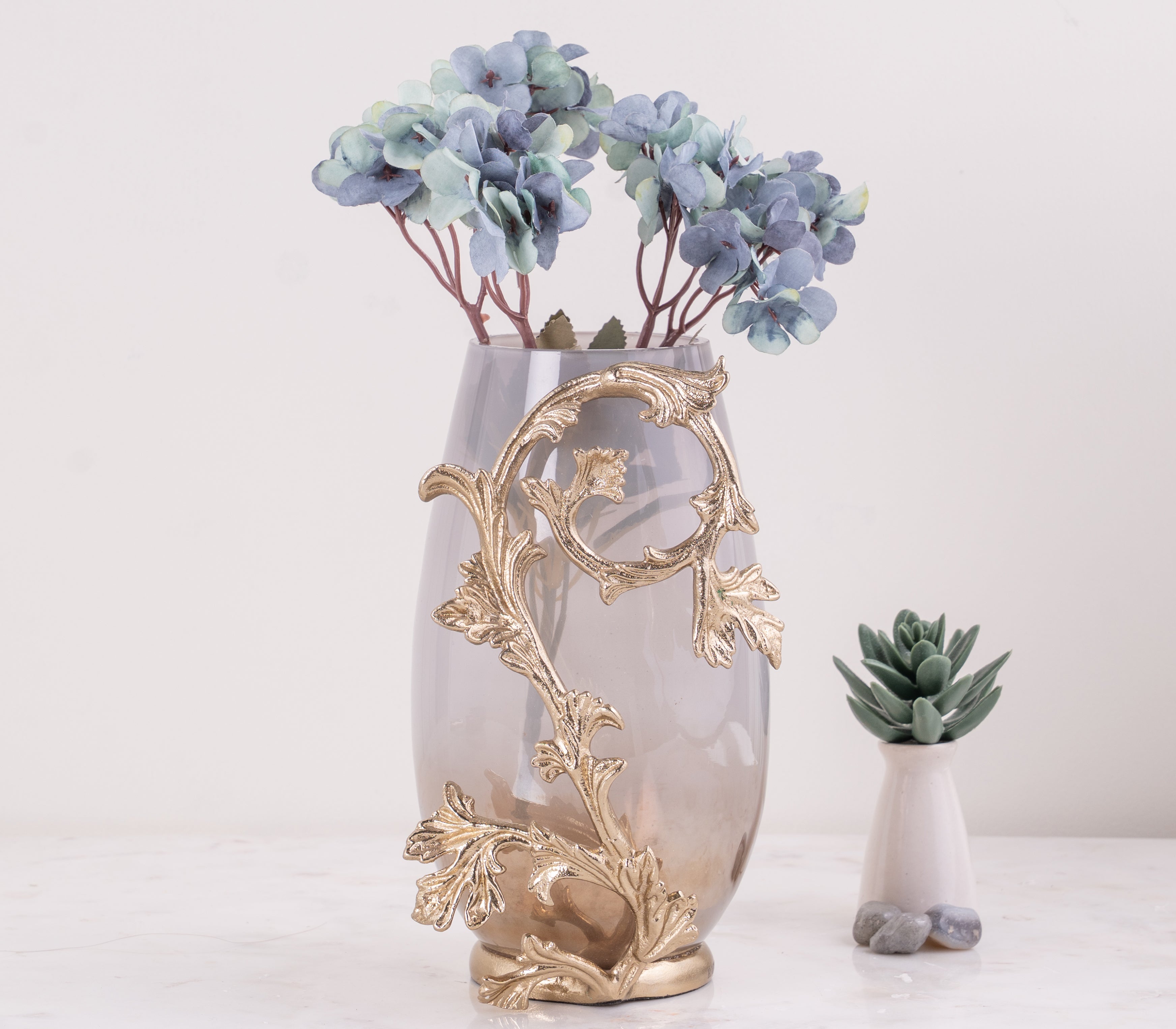 Grandeur Vase