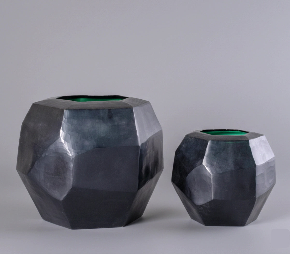 Graphite Prism Vases – Rabyana Design