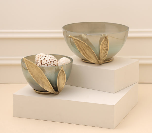 Enclosed Leaf Bowl