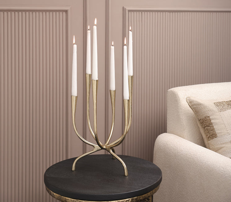 Lustrous Candle Holder