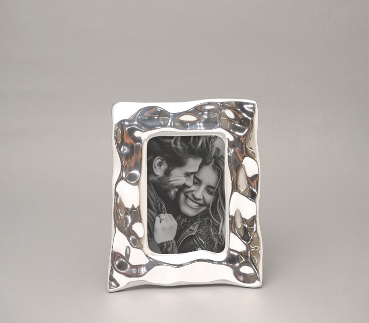 Regel Reflection Photo Frame (5"X7")