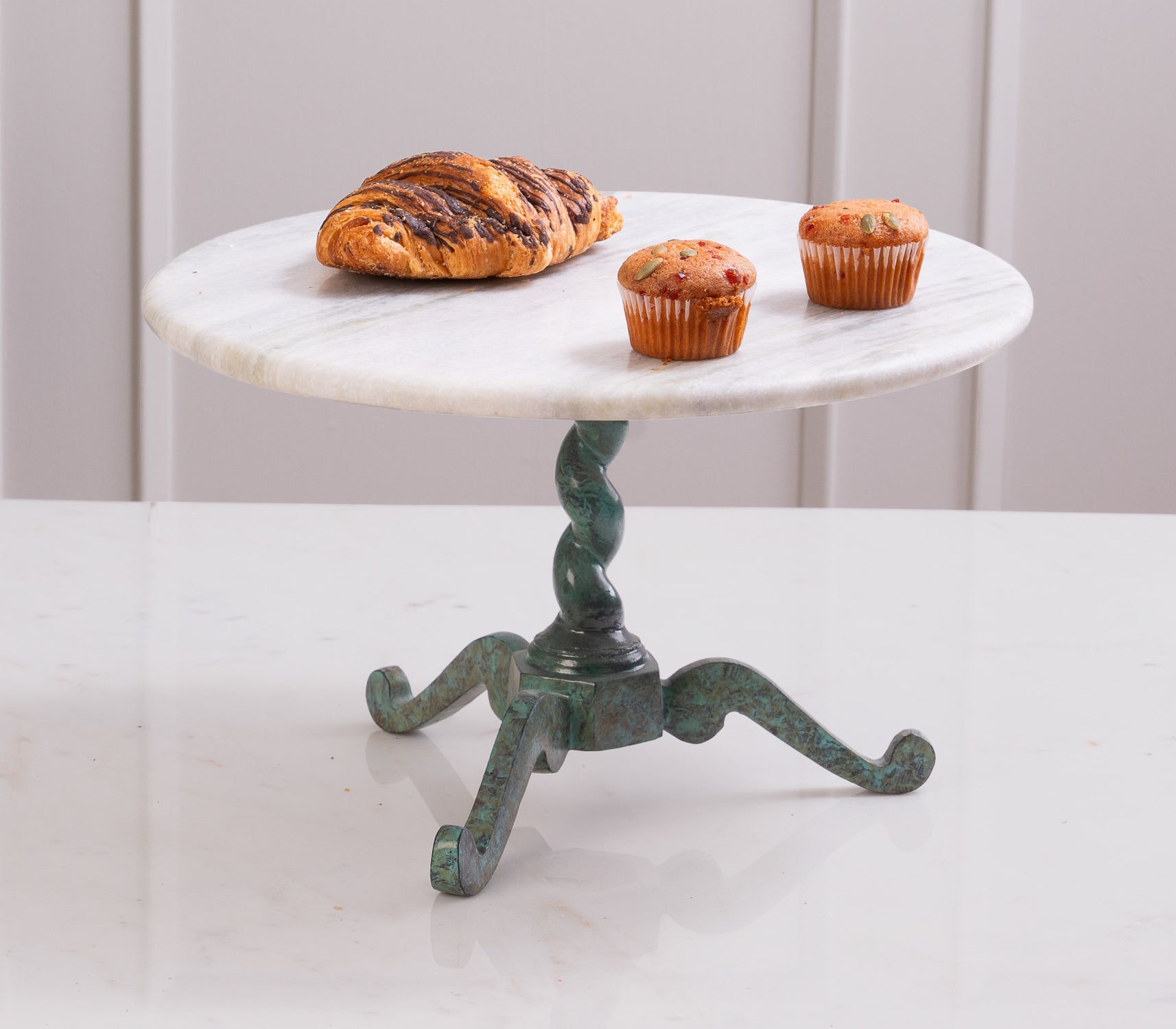MARBELOUS CAKE HOLDER