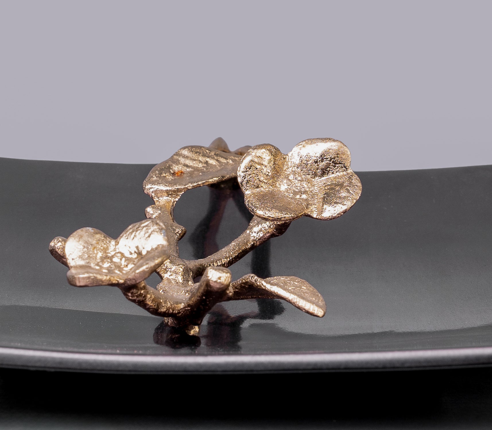 FLORAL SAVVY SERVIETTE HOLDER