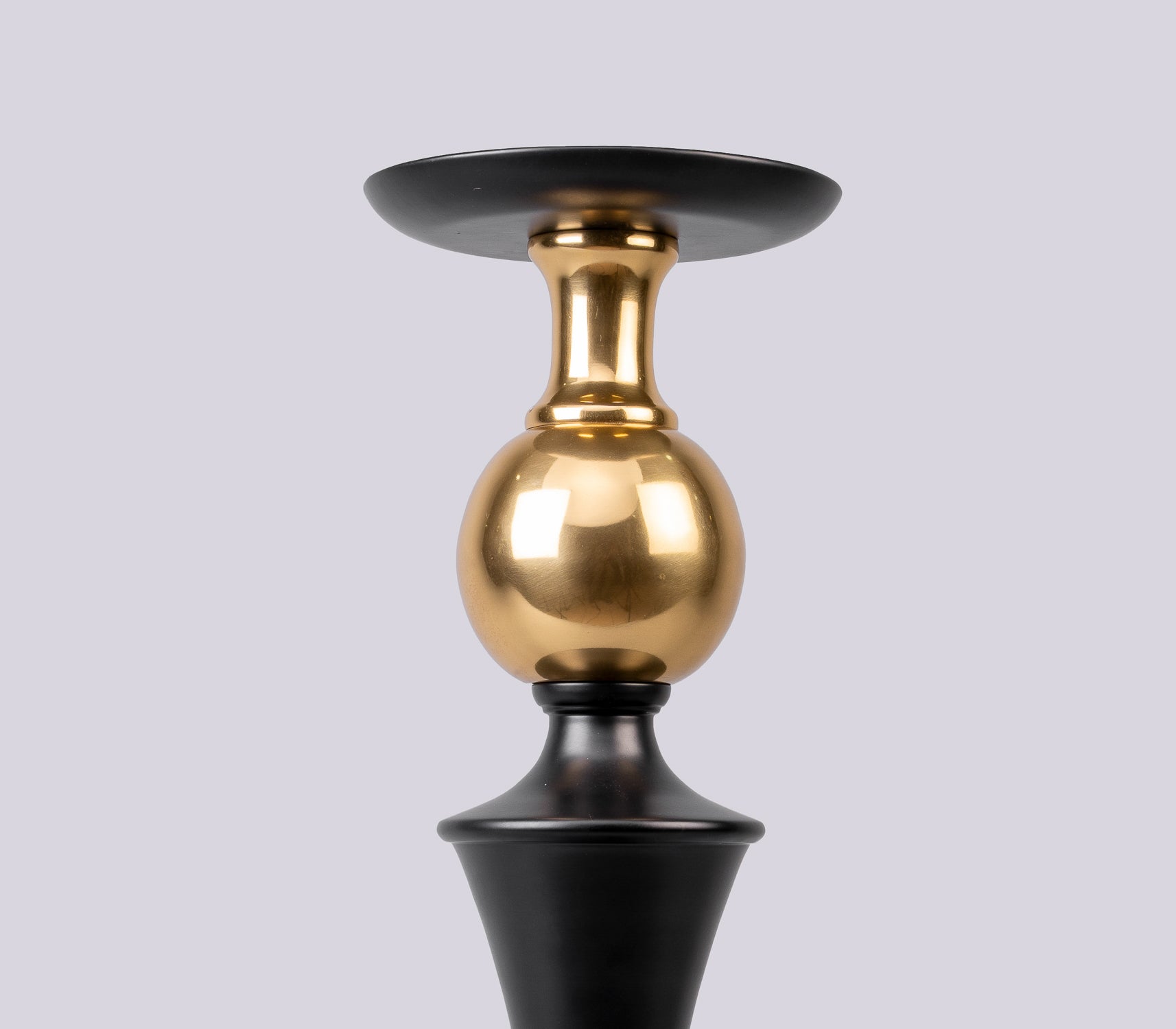 EXALTED CANDLE HOLDER
