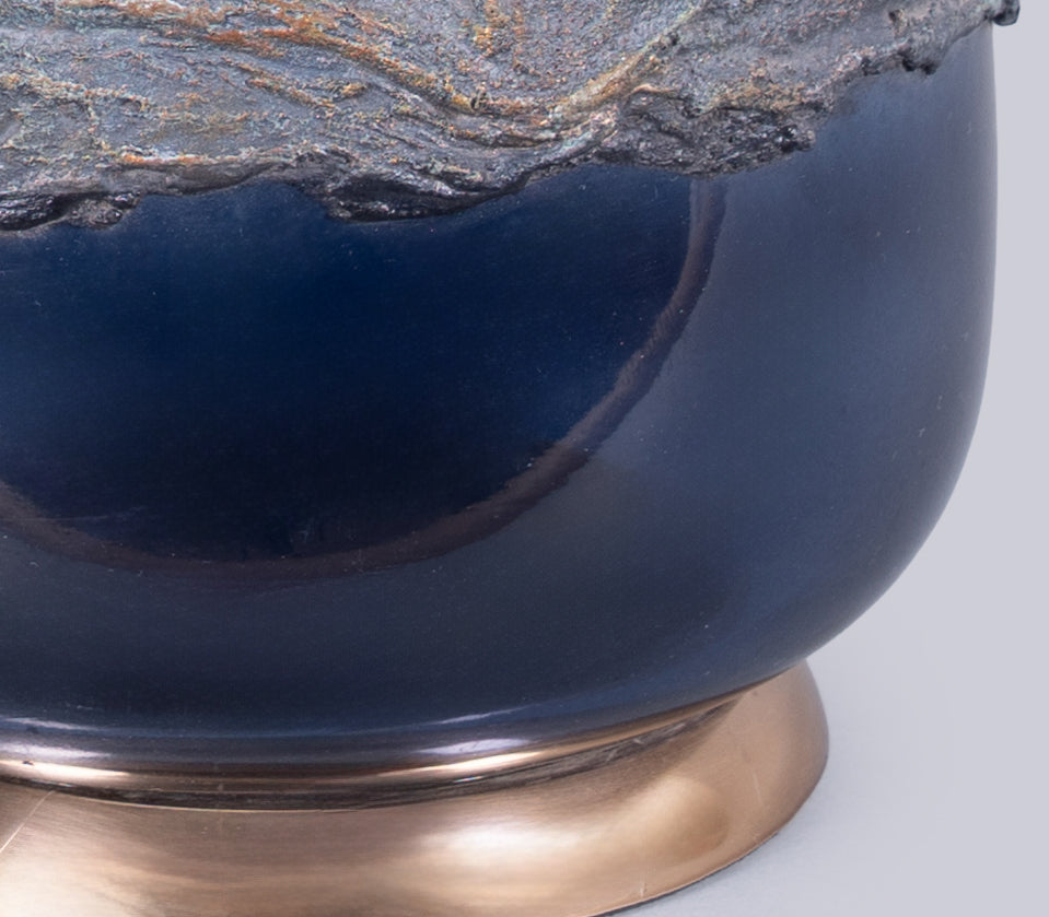 Onyxia Hurrican Candle Holder