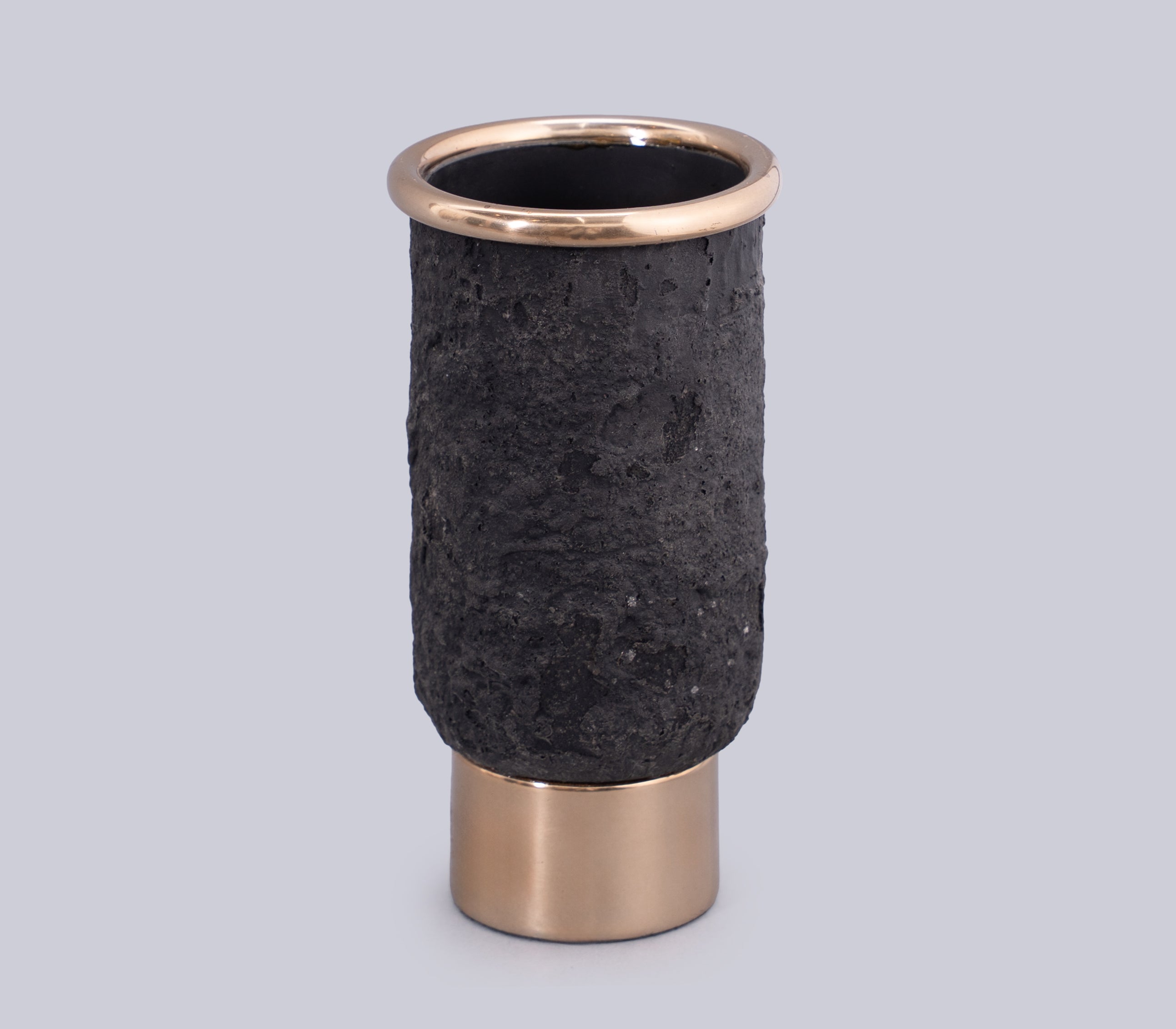 Onyxia Bud Vase