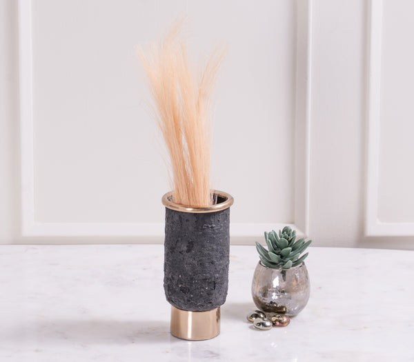Onyxia Bud Vase