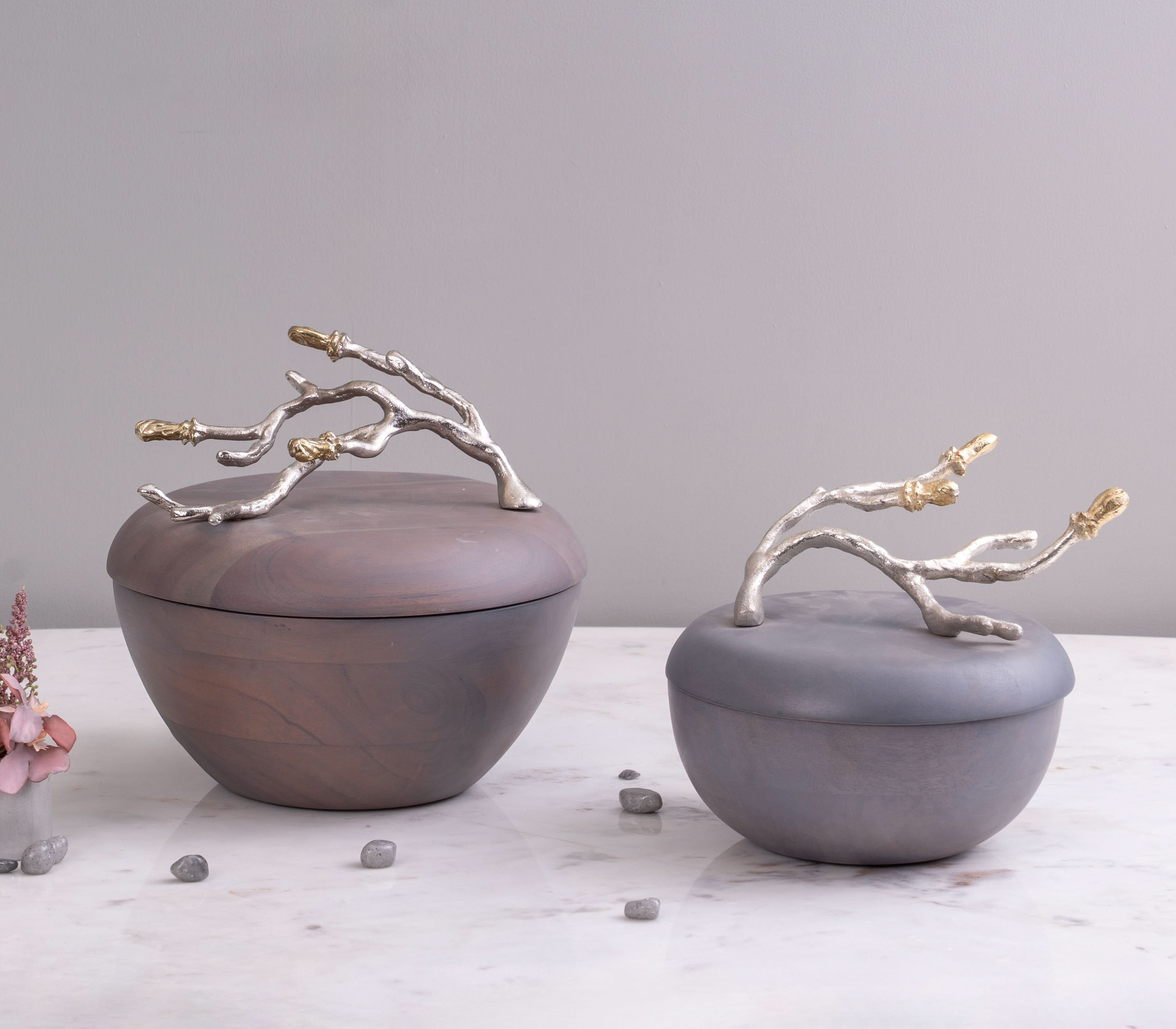 Buds With Wood Jar