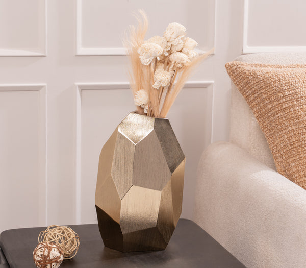 Aberrant Vase