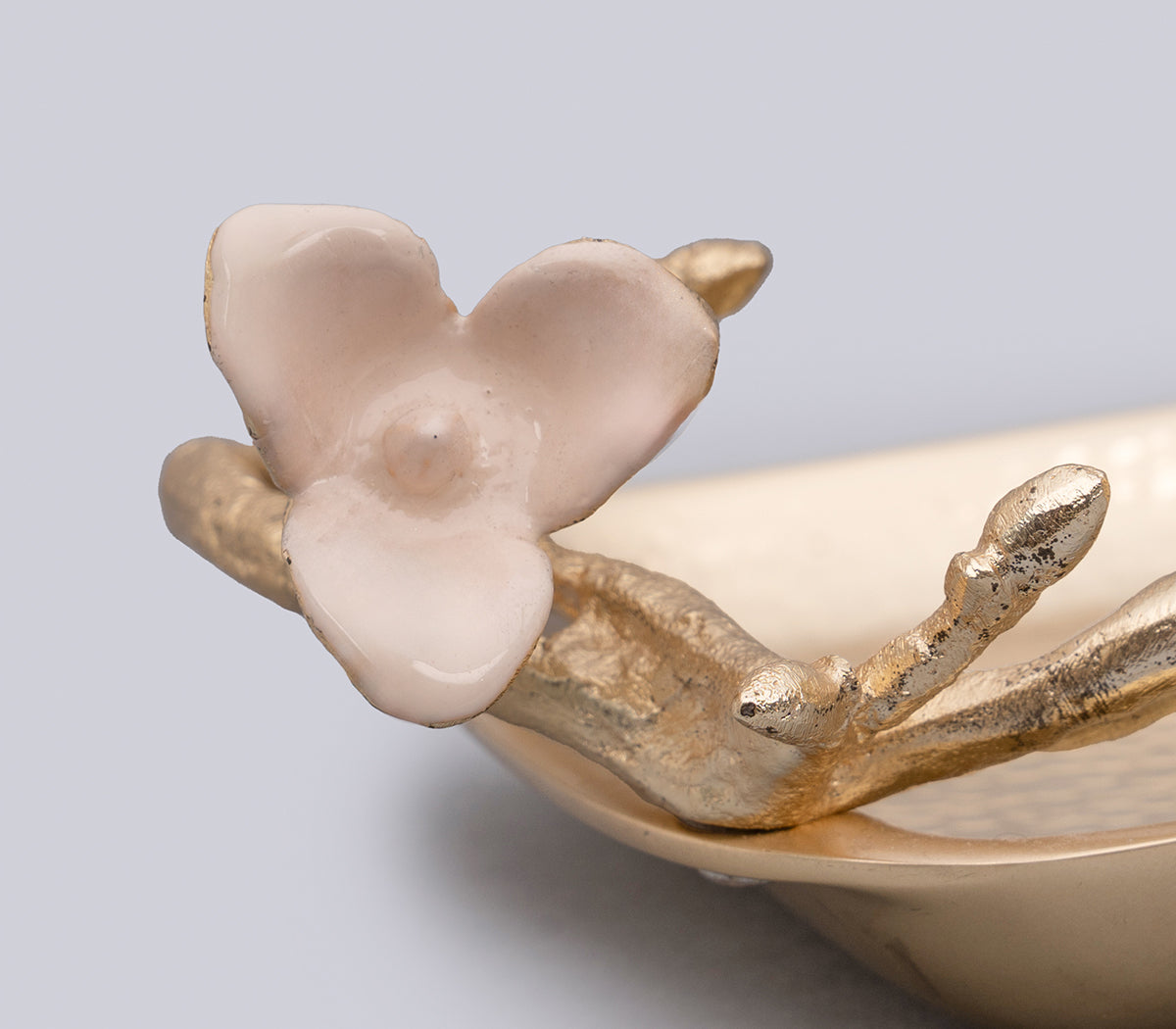 MAGNOLIA TRAY
