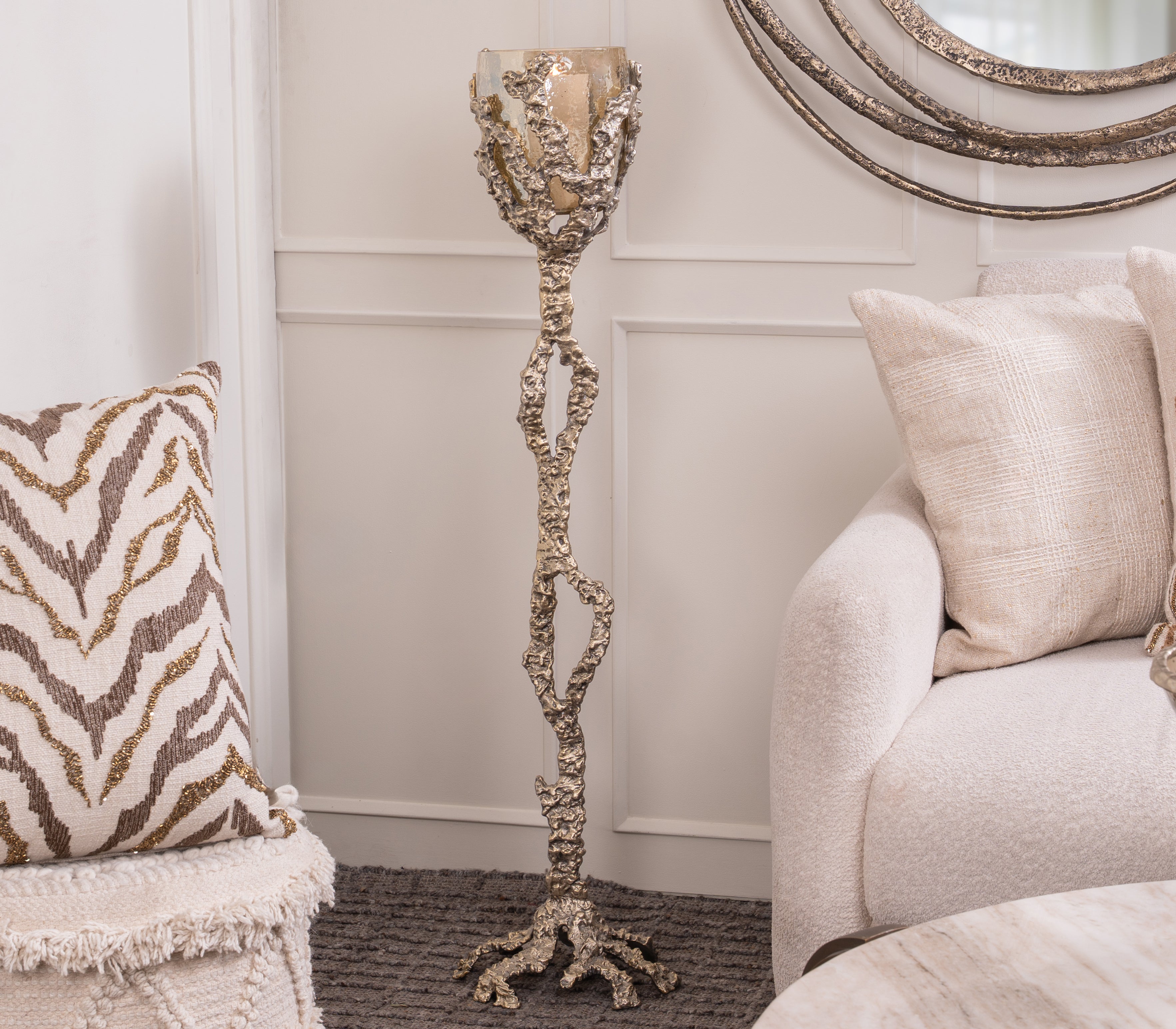 Pyra Candle Holder