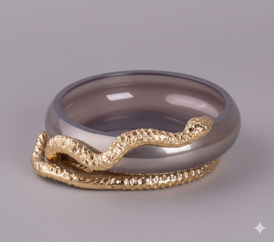 Serpentine Soap Dish