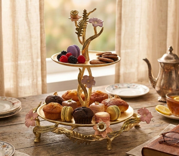 Noir Bloom Cake Holder