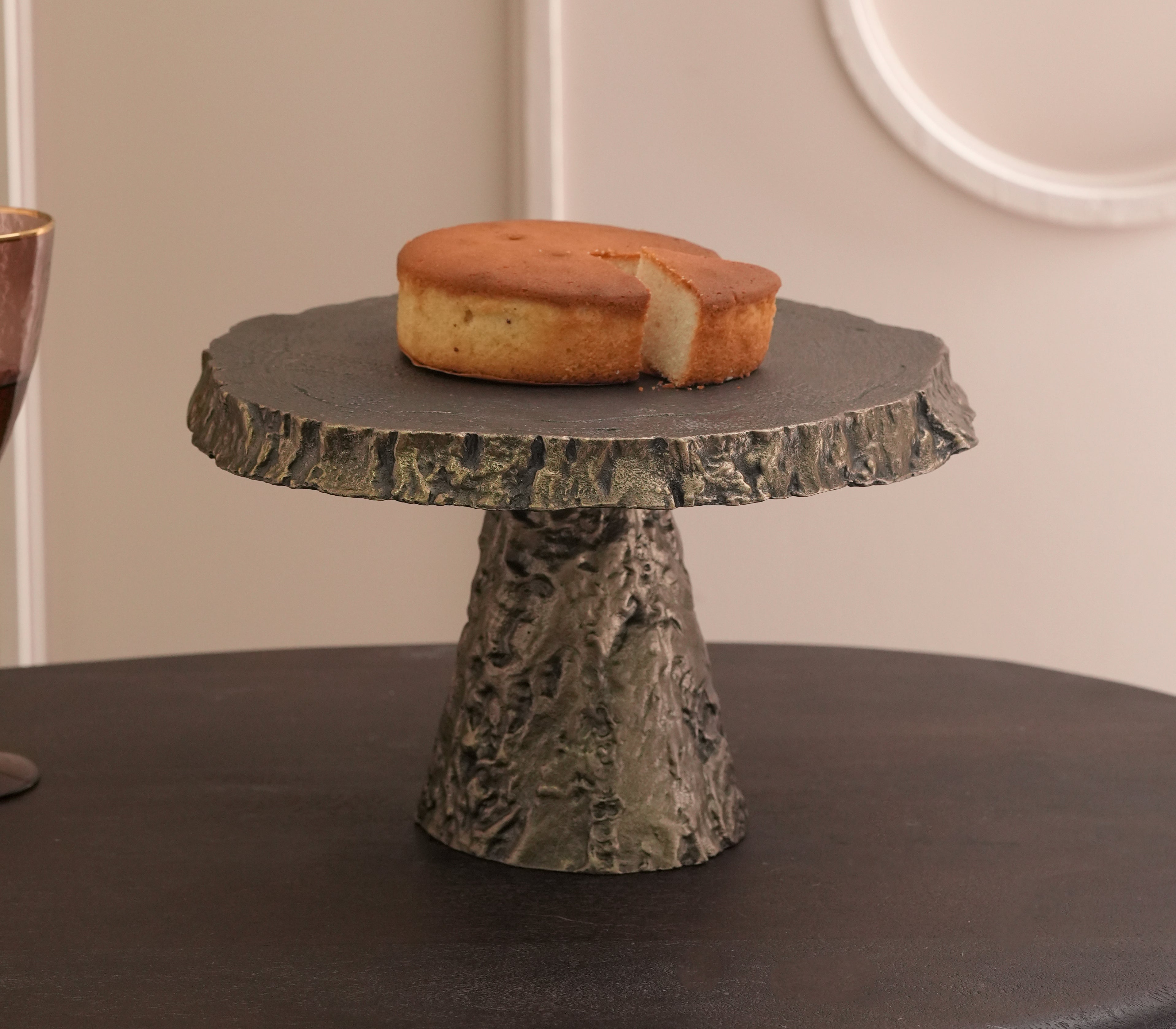 BIRCH CAKE HOLDER