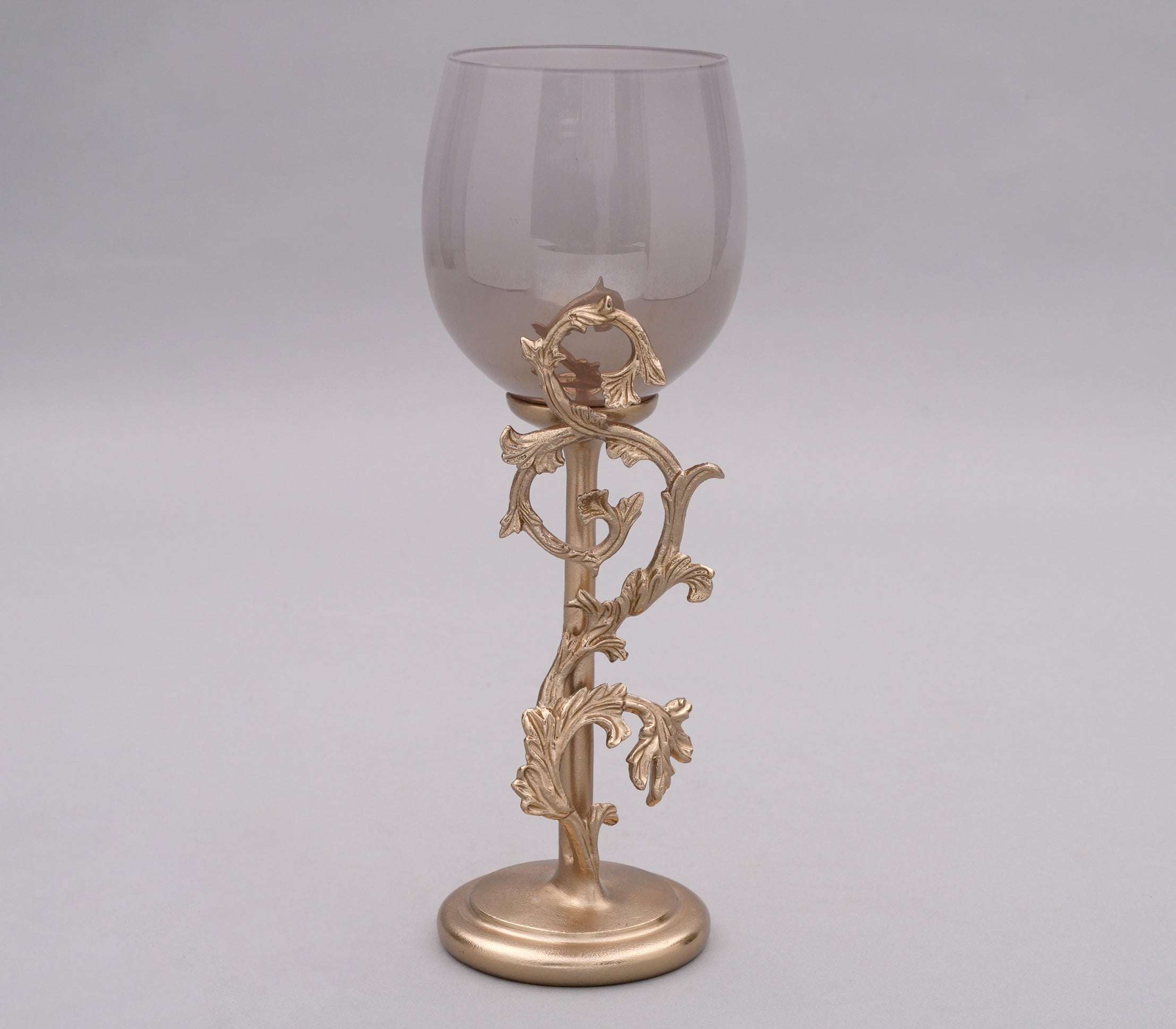 GRANDEUR   CANDLE HOLDER