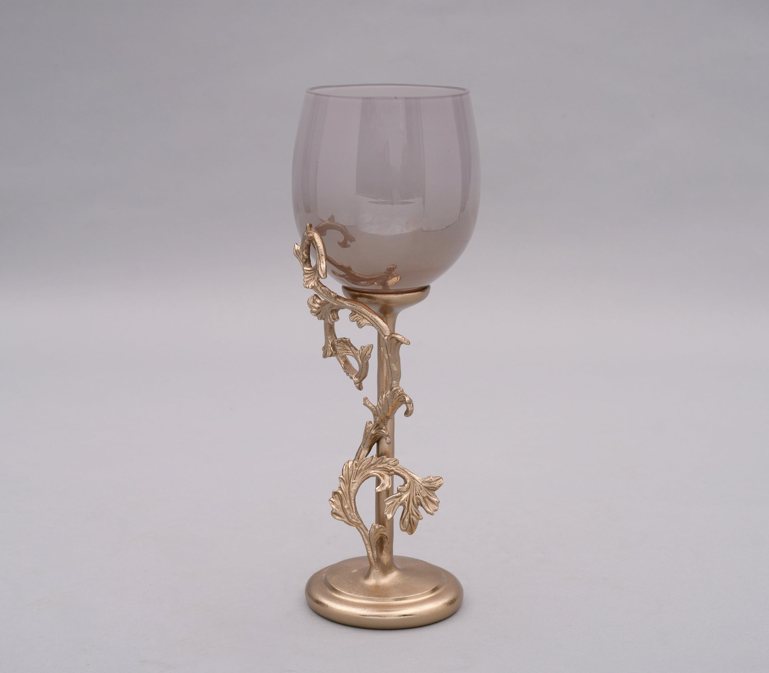 GRANDEUR   CANDLE HOLDER