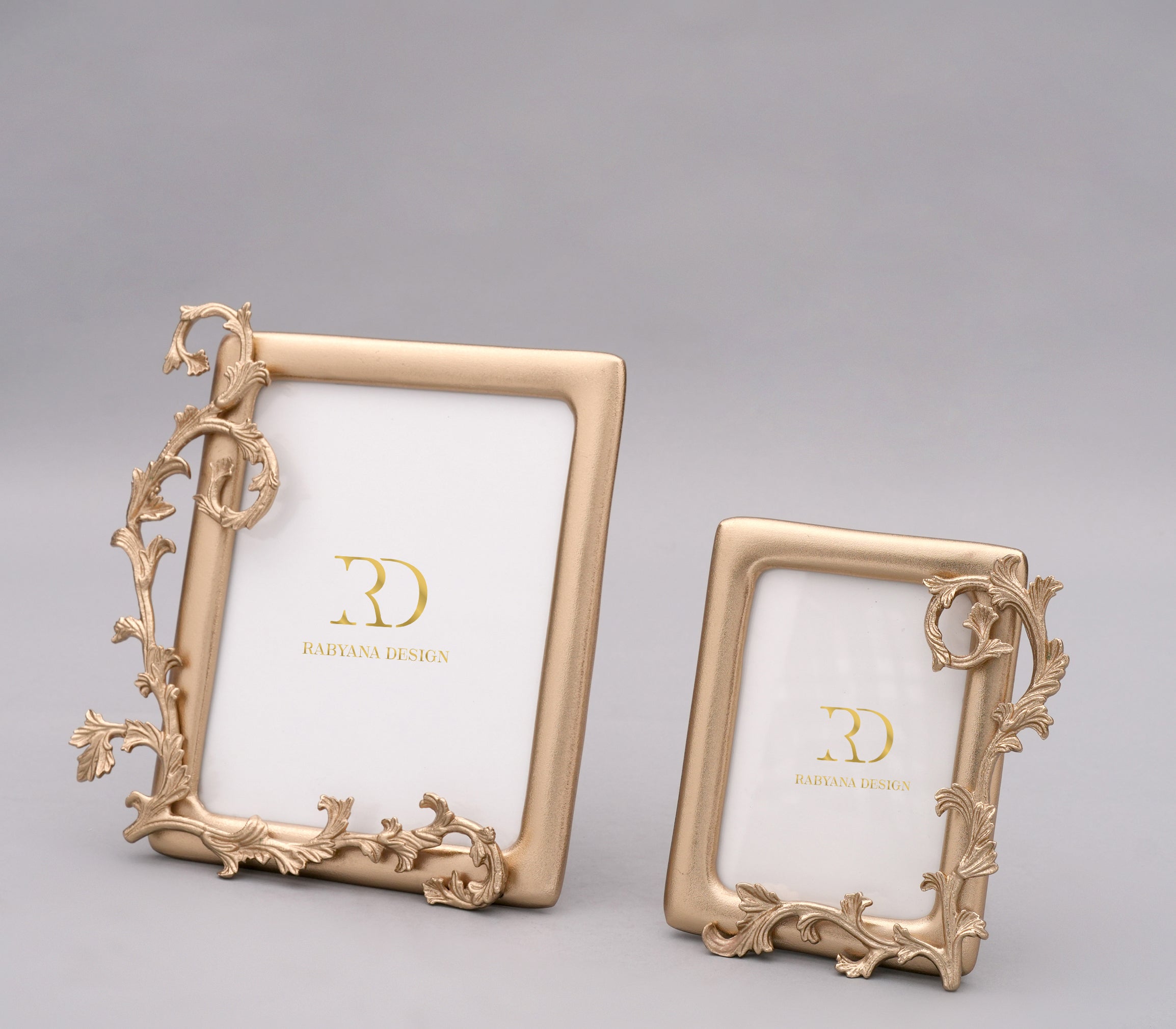 GRANDEUR  Photo Frame