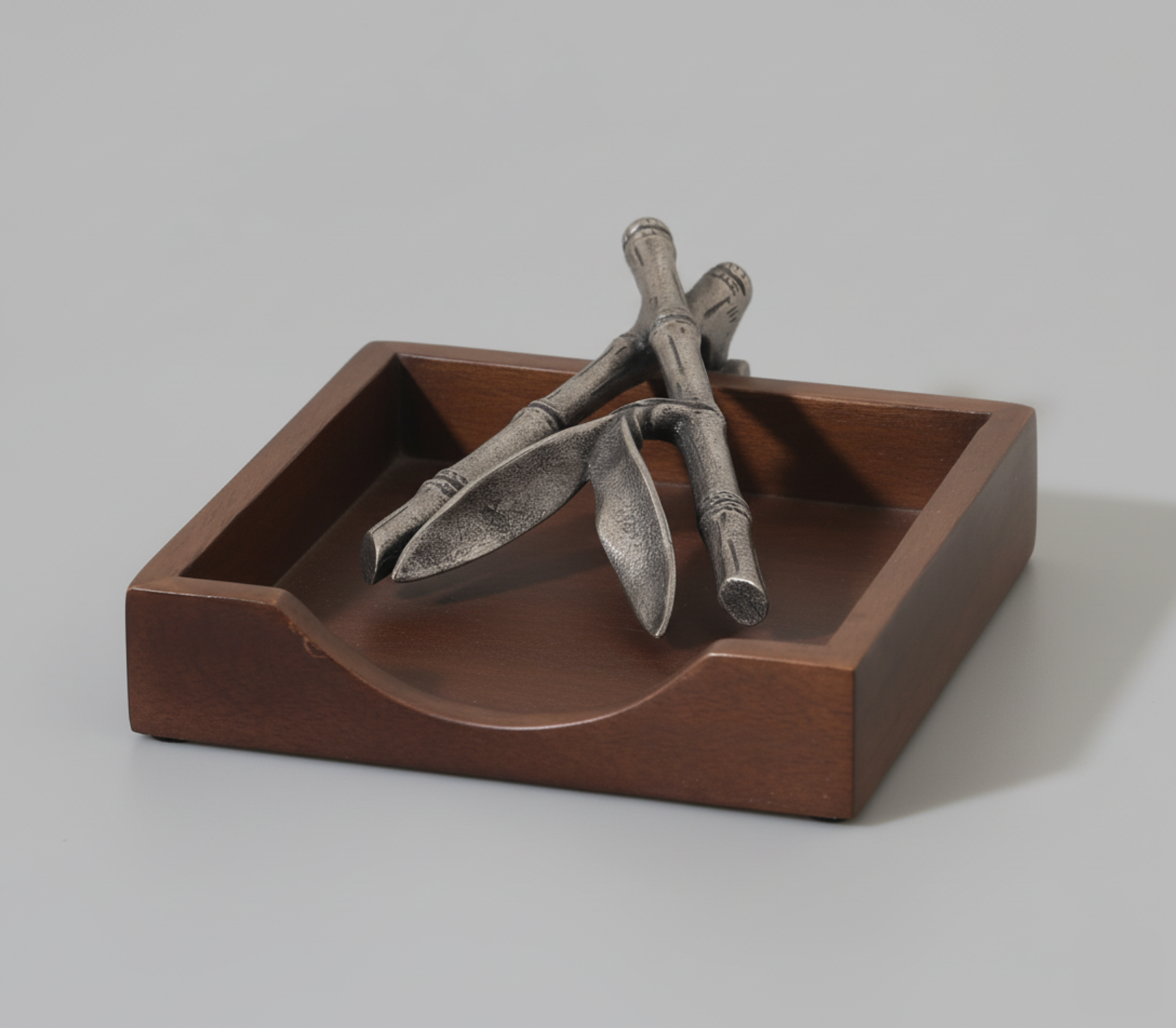 The Secrets of the East Serviette Holder