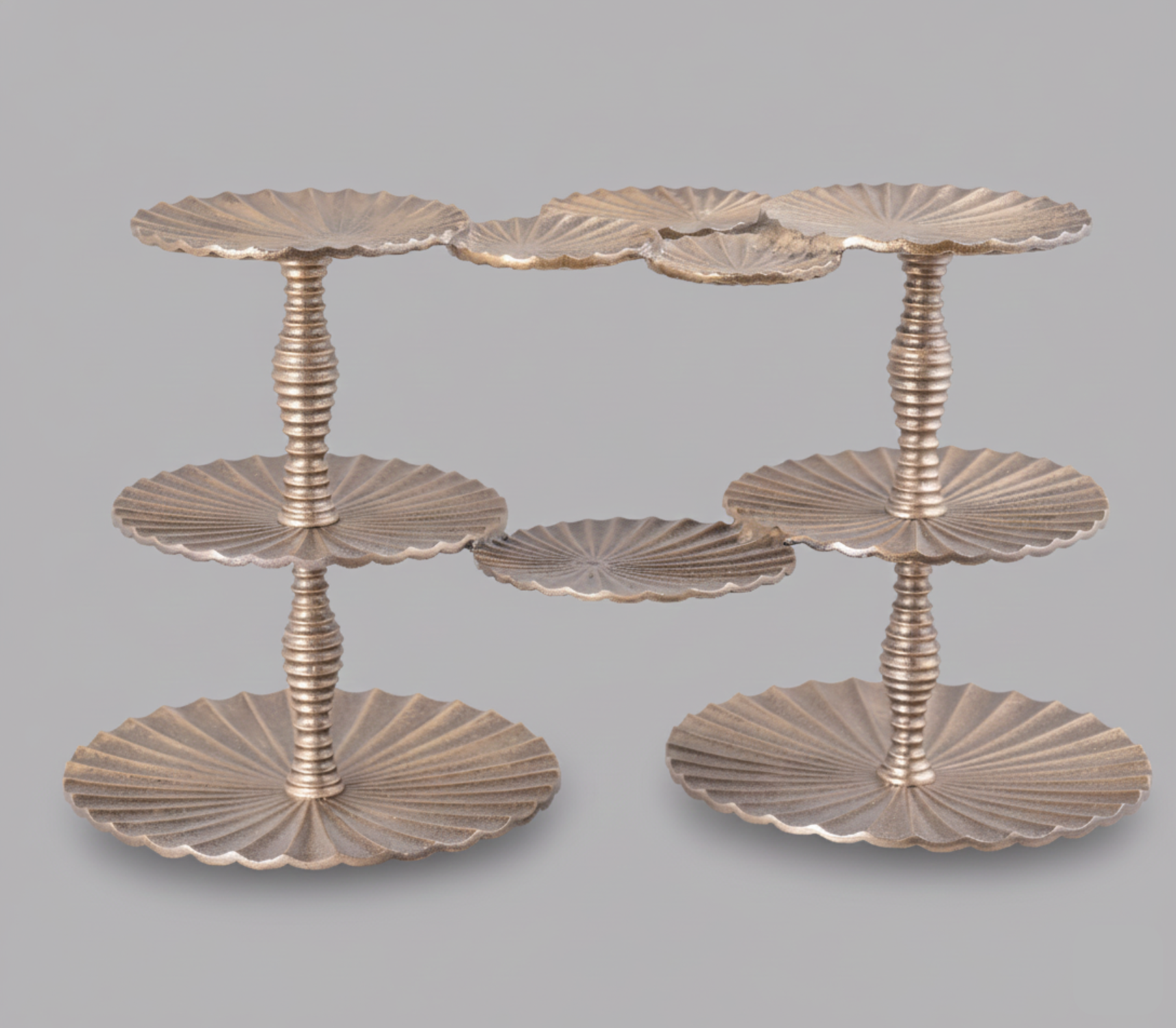 Cynosure Cake Holder