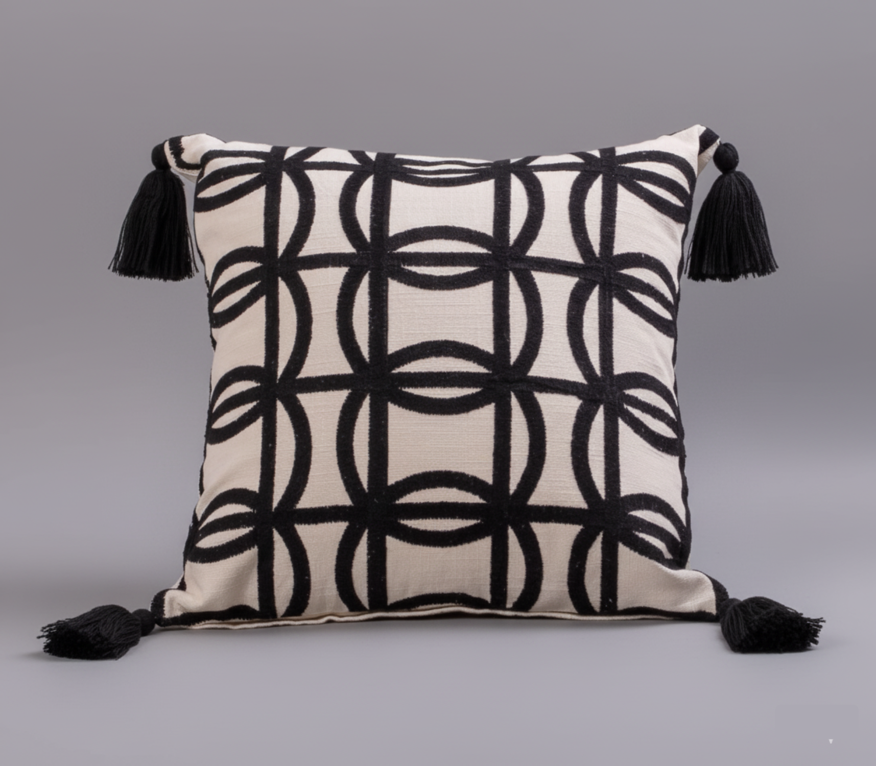 Majesty Black Cushion