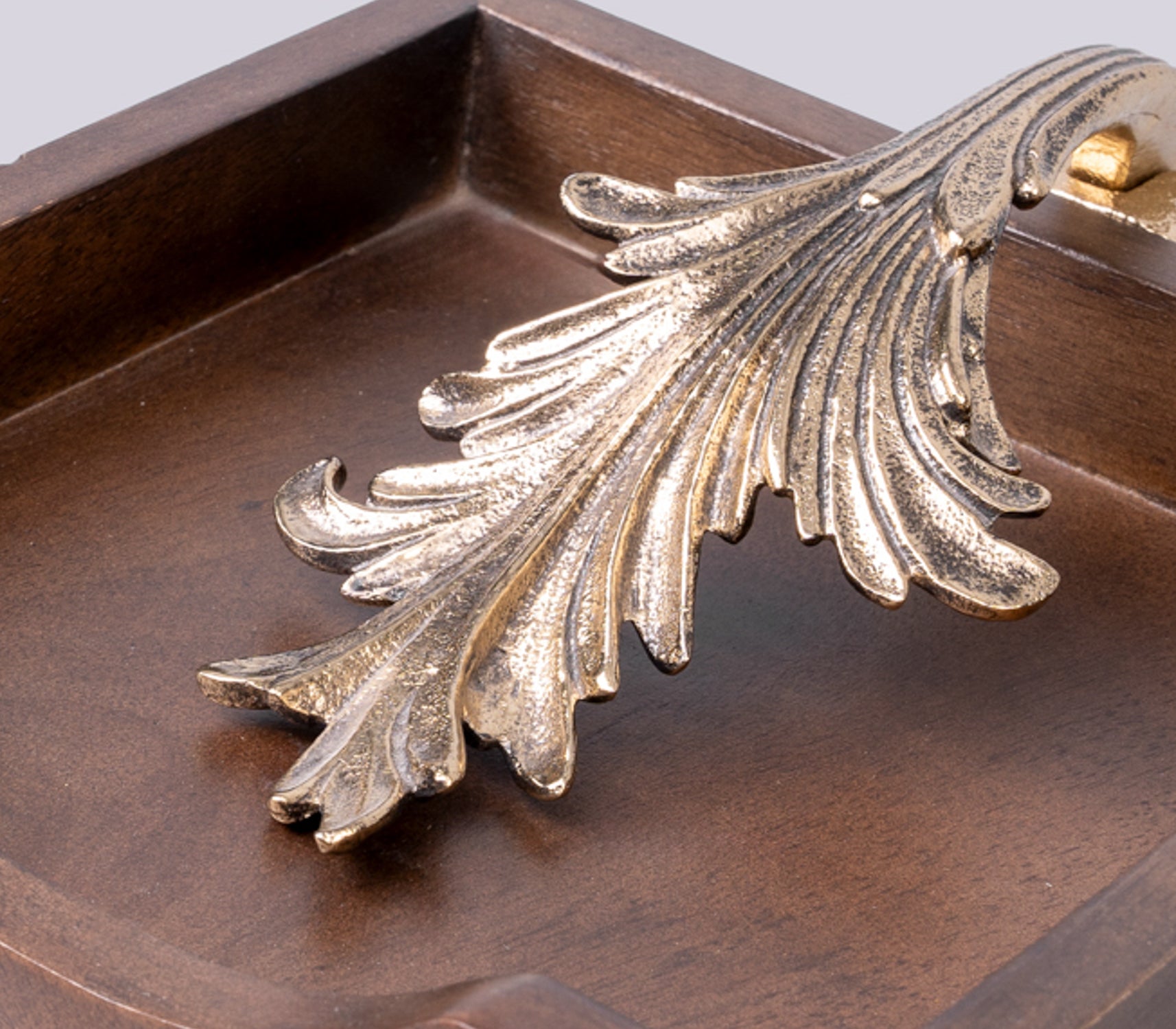 FRENCH LEAF SERVIETTE HOLDER
