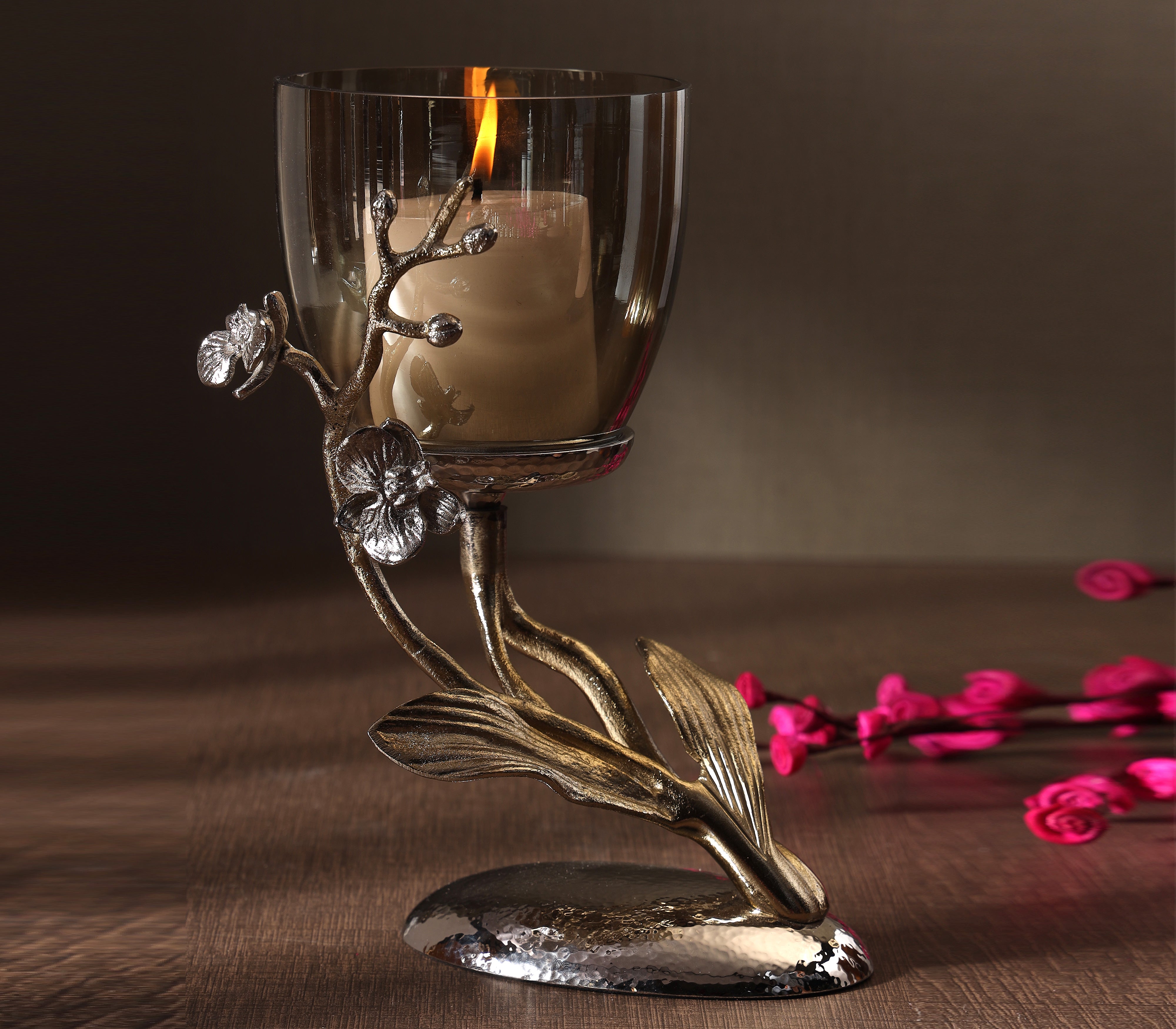 floral savvy Candle Holder