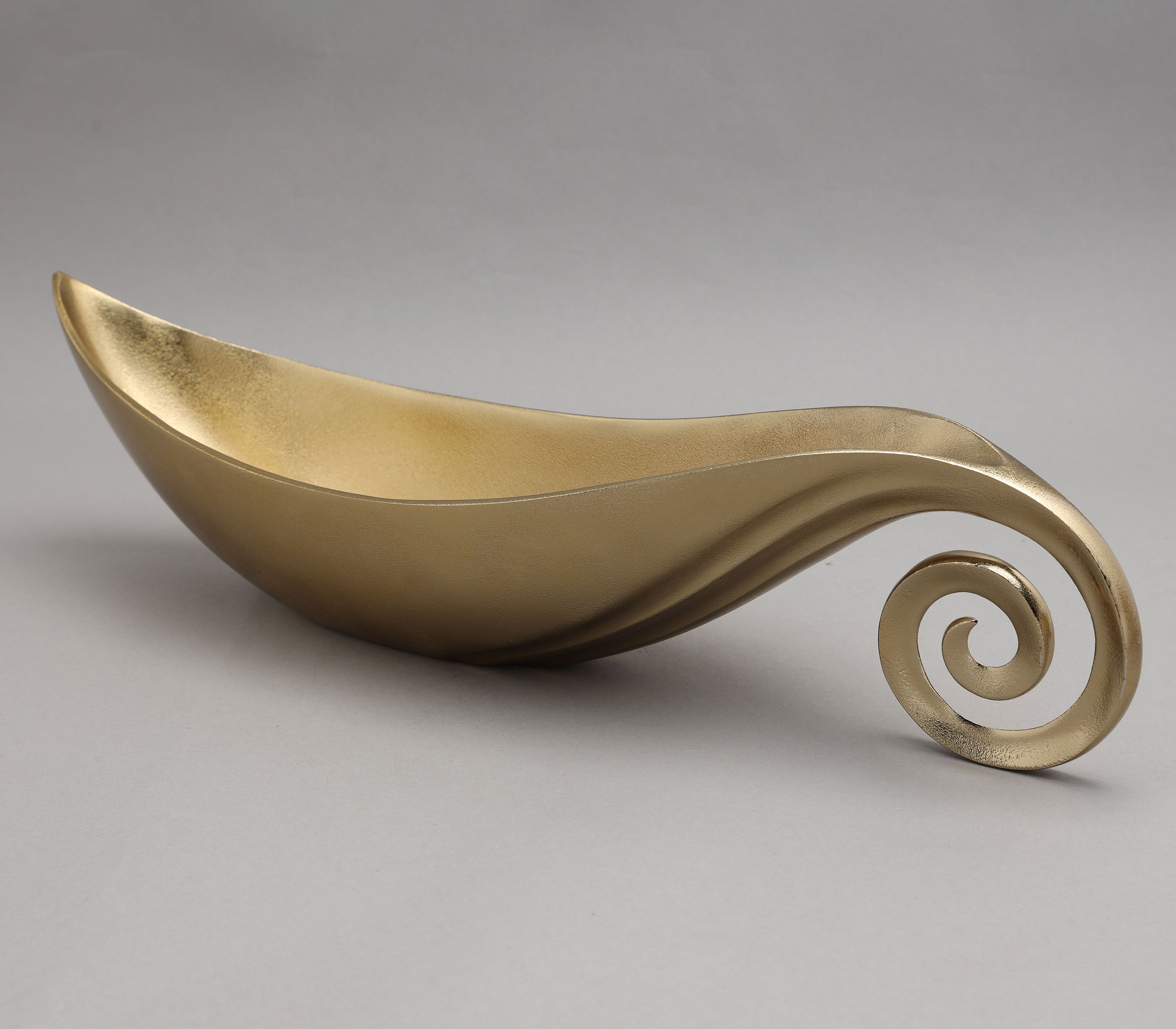 Swirl Elongated Bowl