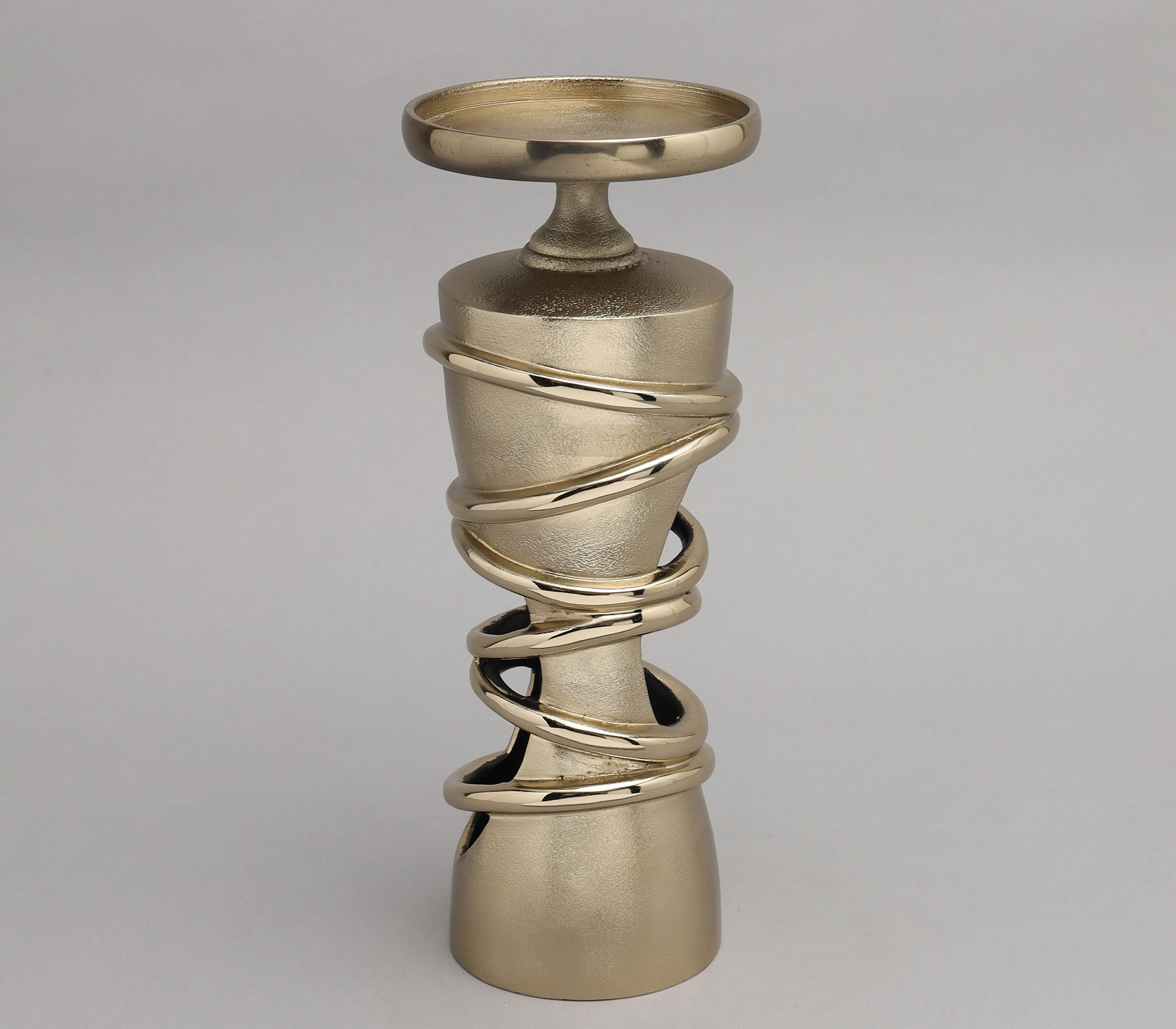 Resplendent Pillar Candle Holder